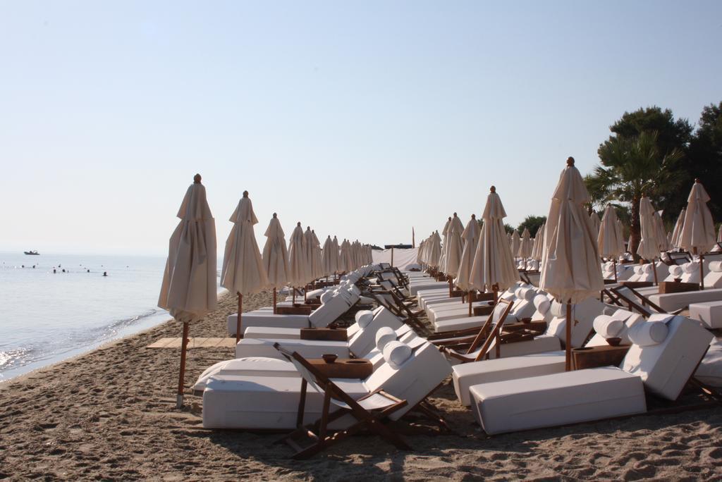 Lefka Apartment Ханиоти Екстериор снимка