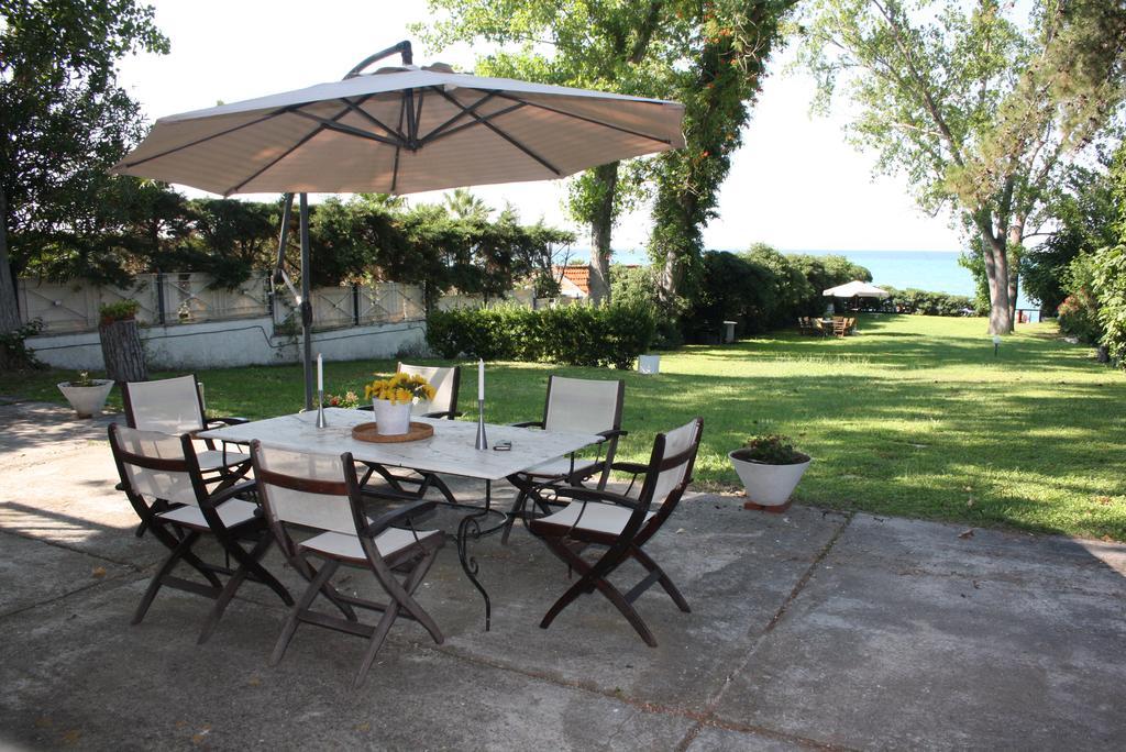 Lefka Apartment Ханиоти Екстериор снимка