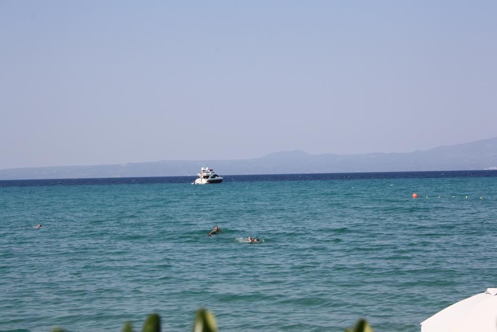 Lefka Apartment Ханиоти Екстериор снимка