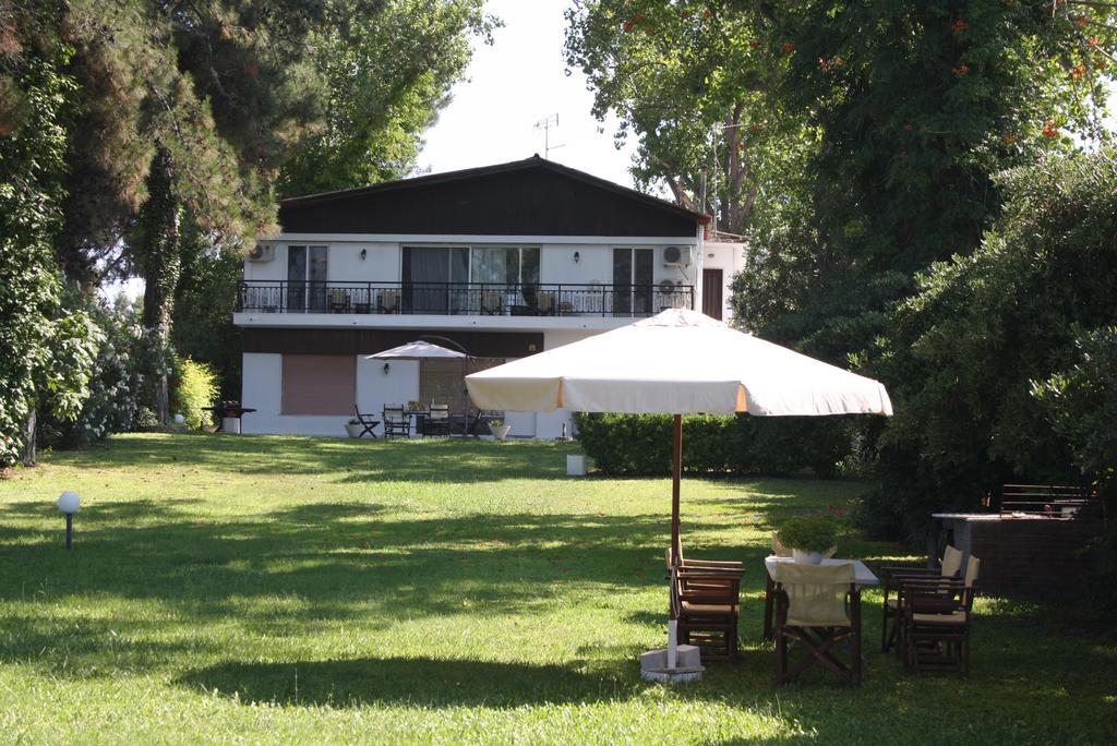 Lefka Apartment Ханиоти Екстериор снимка